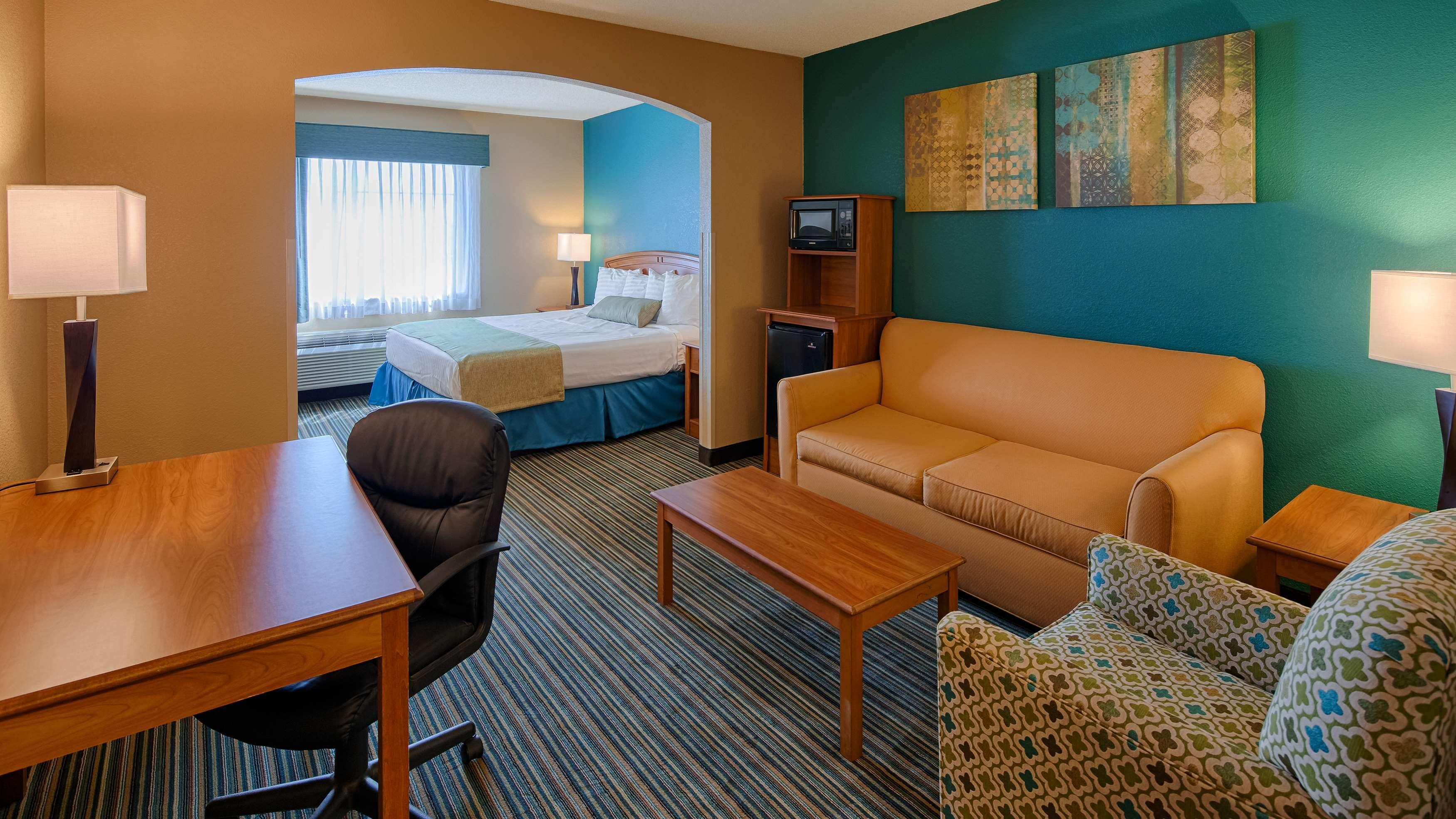 Best Western Governors Inn And Suites Уичита Экстерьер фото
