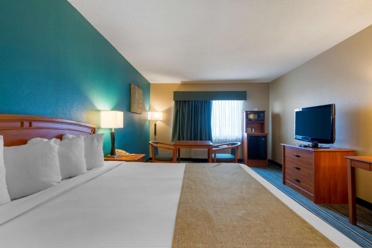 Best Western Governors Inn And Suites Уичита Экстерьер фото